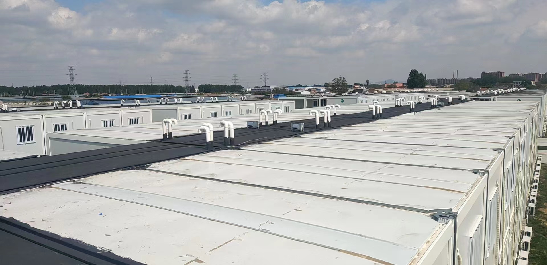 眾志成城，共同抗疫！廣恒防水馳援遼陽方艙醫(yī)院項(xiàng)目。